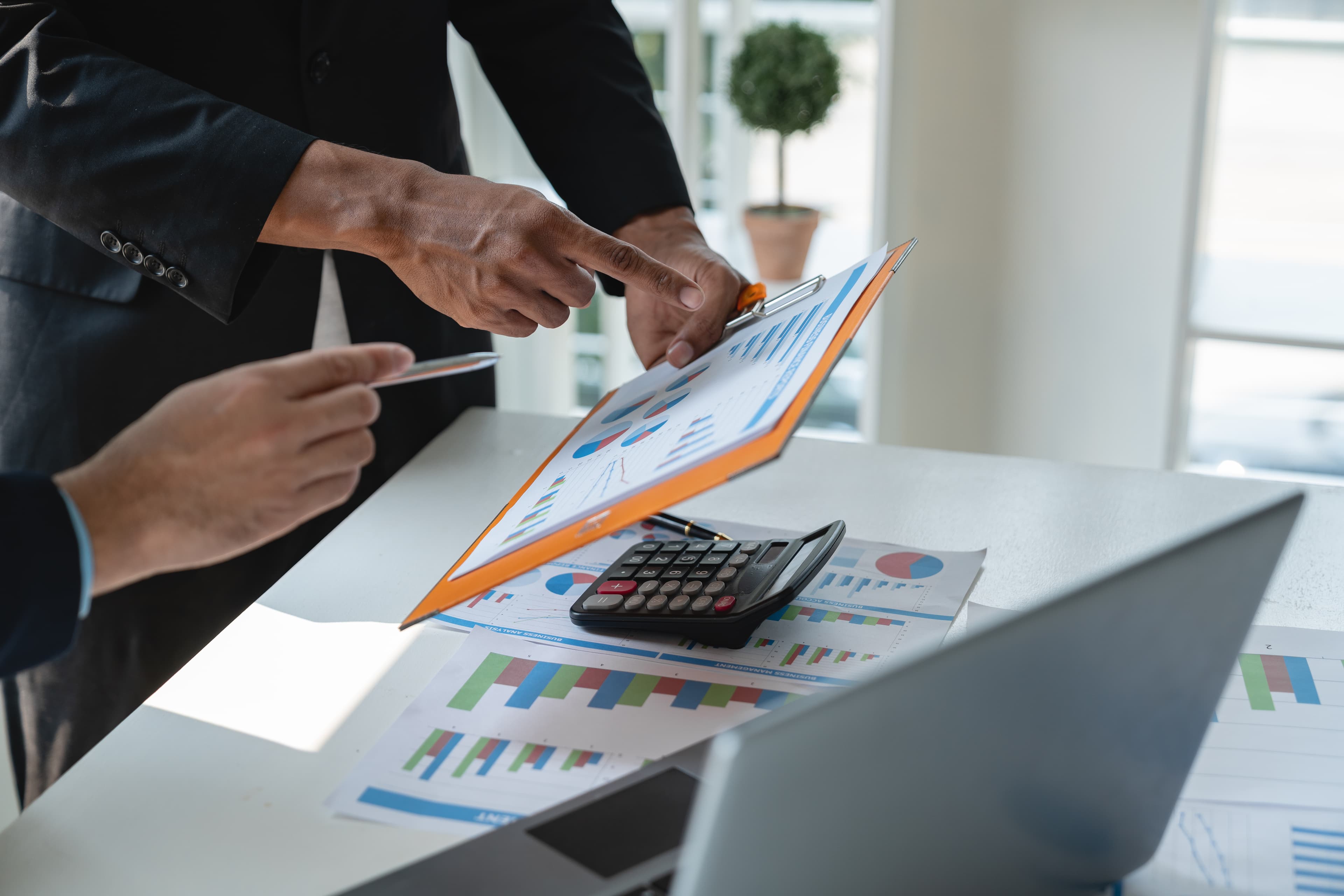 Business team brainstorming